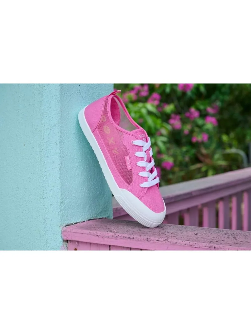 Women's Pink Lightweight Low Top Lace Up Casual Fashion Shorebreak Sneakers